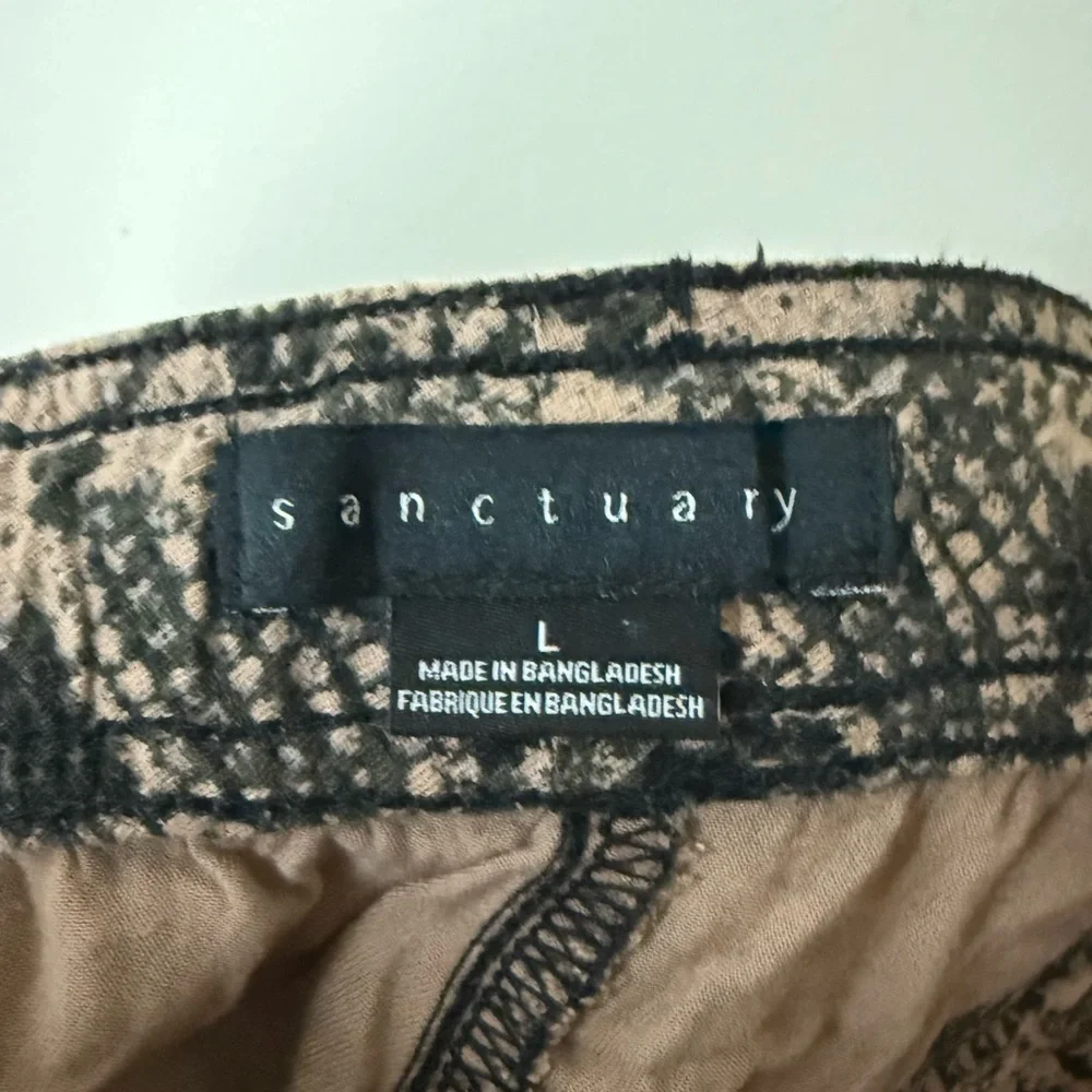 ANTHRO SANCTUARY Snakeskin Printed Tan Comfy Lightweight Drawstring Joggers